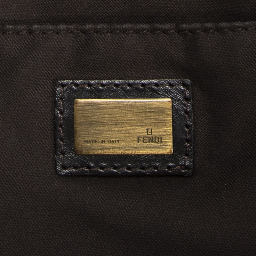 Fendi Square Zip Messenger - Picture 10 of 10